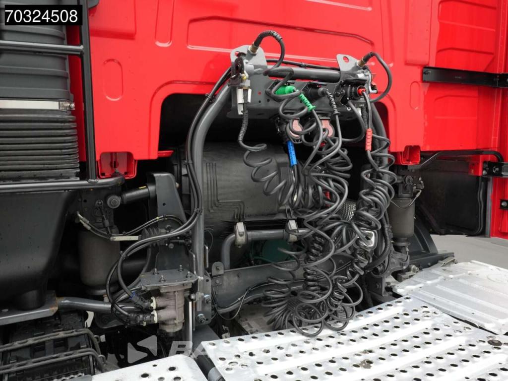 Volvo FH 460 4X2 Photo 17