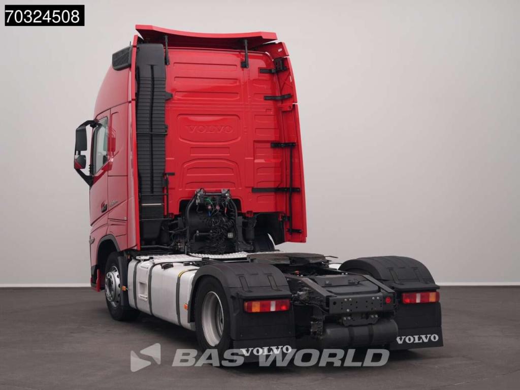 Volvo FH 460 4X2 Photo 2