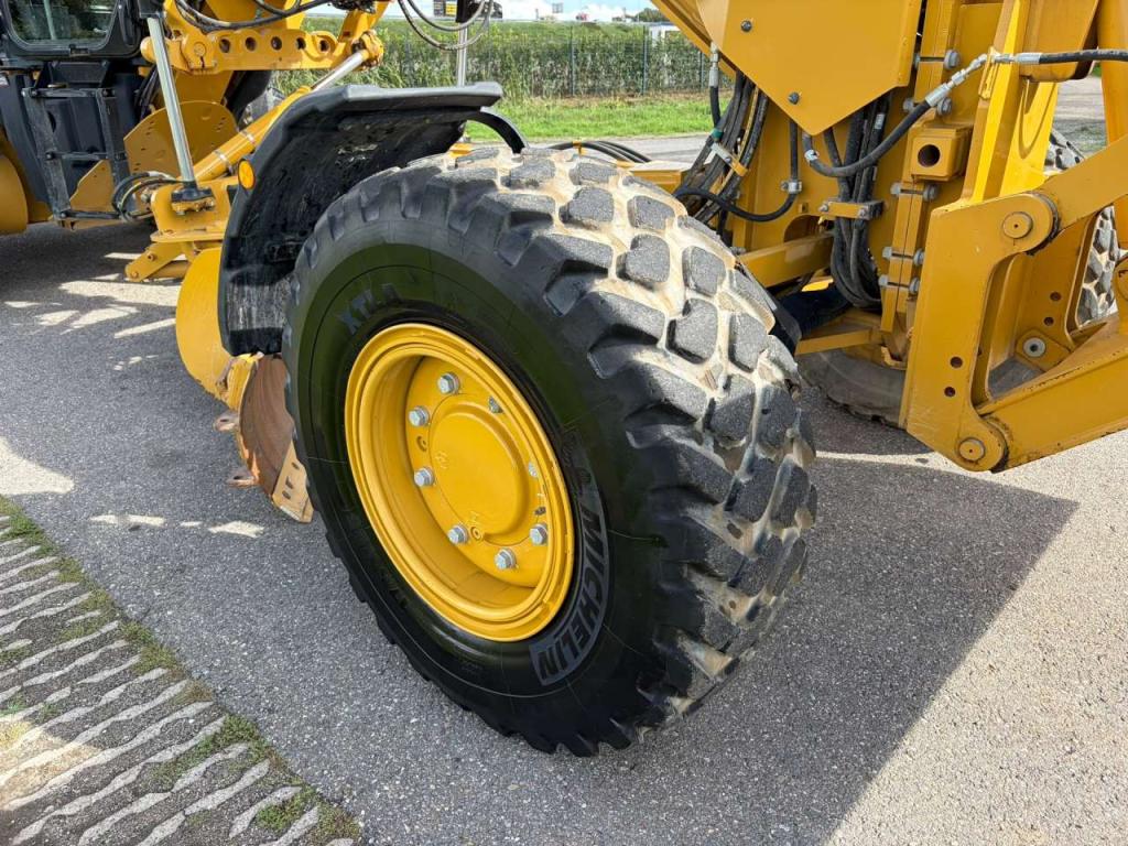 Caterpillar 140 AWD 15A CE / TUV / EPA Trimble prepared Photo 13