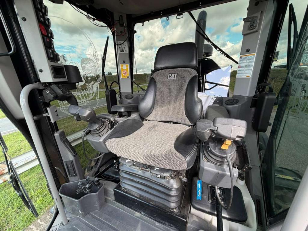 Caterpillar 140 AWD 15A CE / TUV / EPA Trimble prepared Photo 24