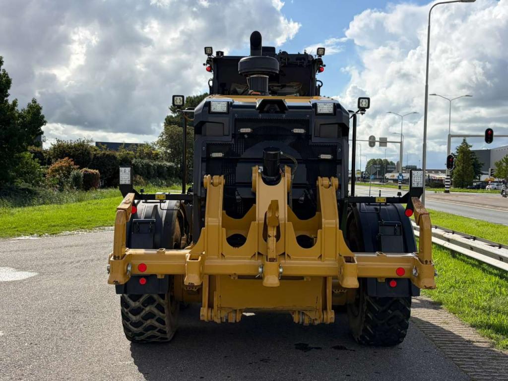 Caterpillar 140 AWD 15A CE / TUV / EPA Trimble prepared Photo 4