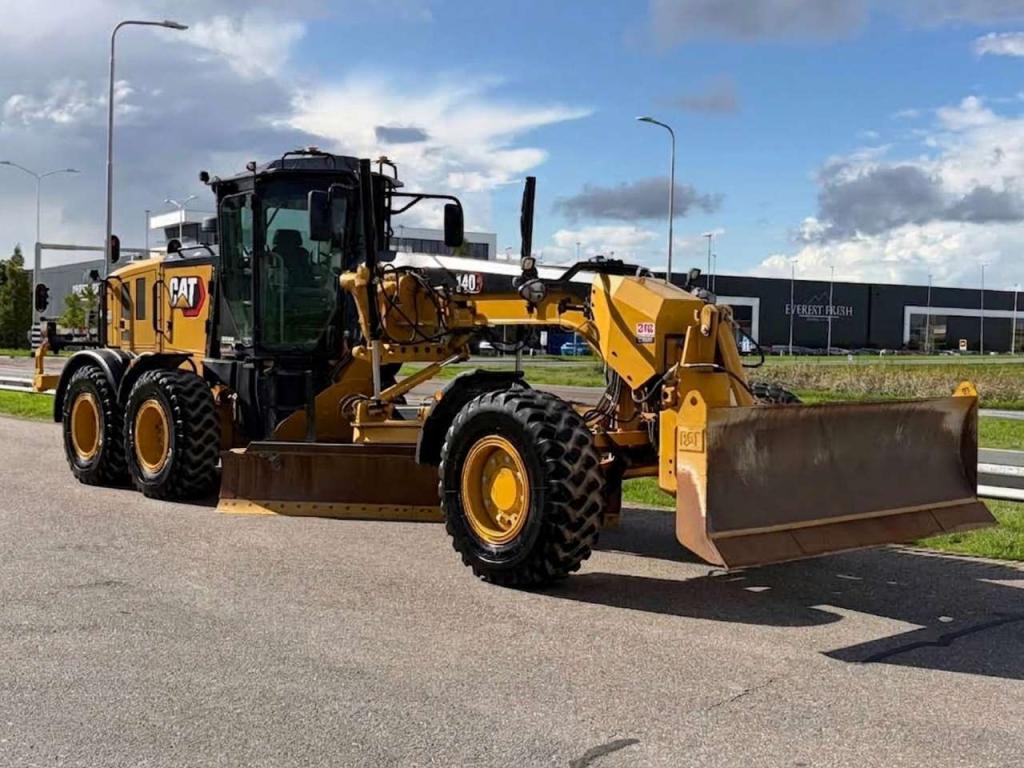 Caterpillar 140 AWD 15A CE / TUV / EPA Trimble prepared Photo 7