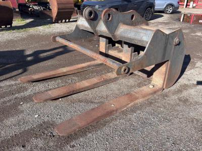 Corazza Forche Lastroni sold by G.M. Service srl