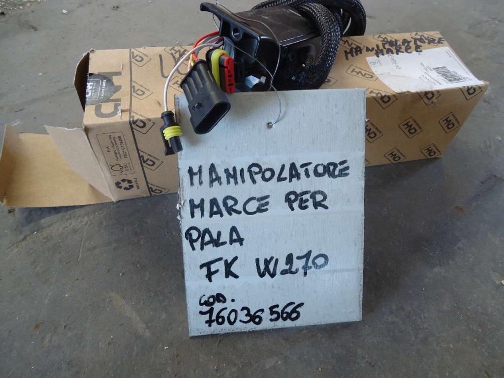 Manipulator for Fiat Kobelco W 270 Photo 4