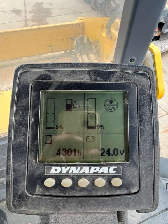 Dynapac CC4200 Photo 13