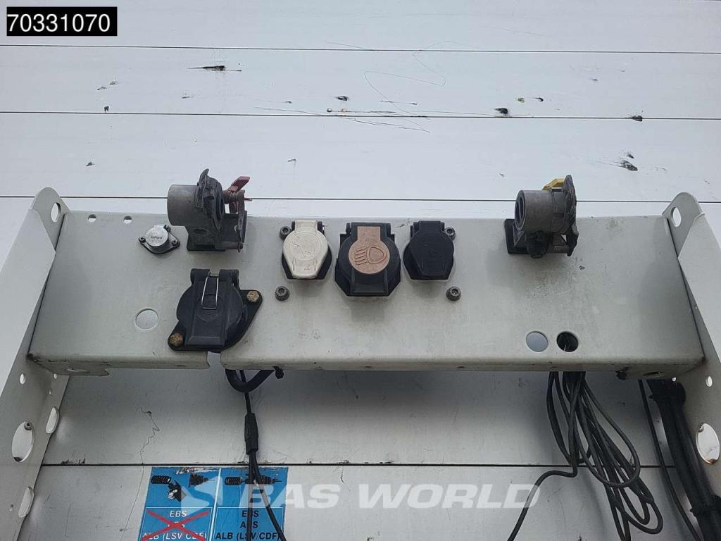 Schmitz SCB*S3T 3 axles Mega MOT 05/27 Photo 26