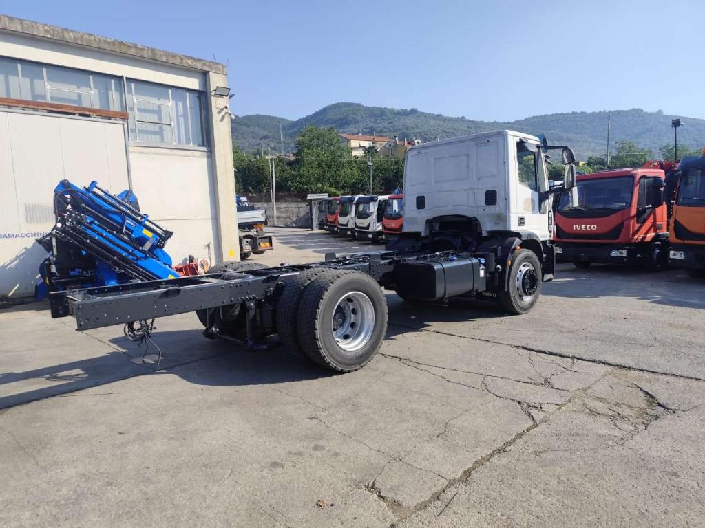 Iveco EUROCARGO 180E32 Photo 19