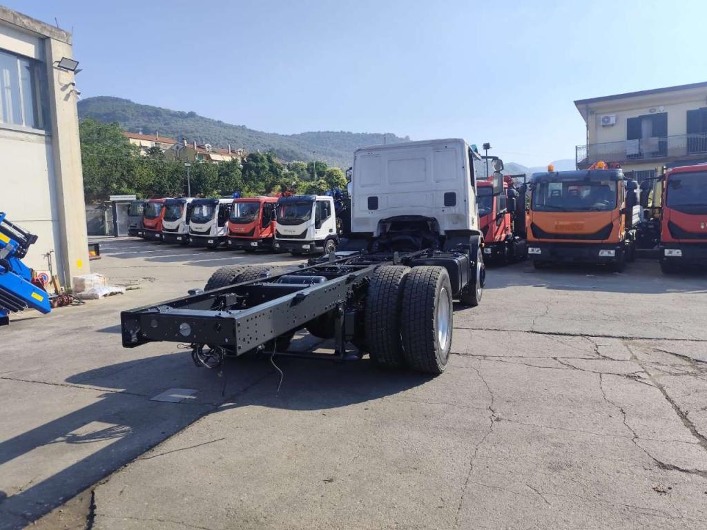 Iveco EUROCARGO 180E32 Photo 7