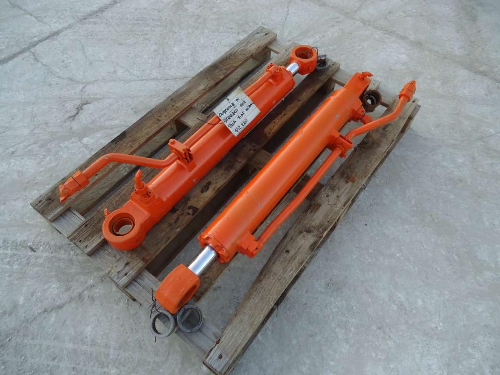 Steering piston for Fiat Hitachi FR220 Photo 2