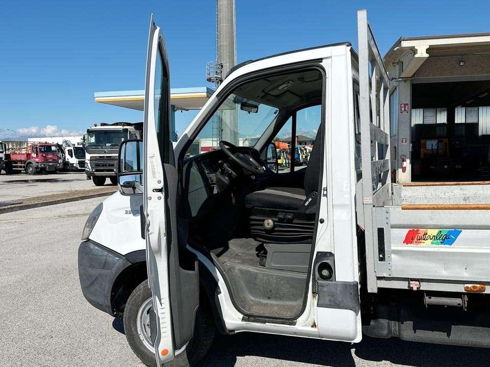 Iveco DAILY 35C13 4X2 Photo 13