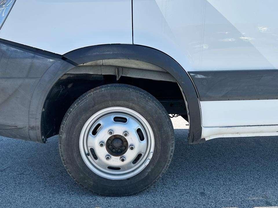Iveco DAILY 35C13 4X2 Photo 4