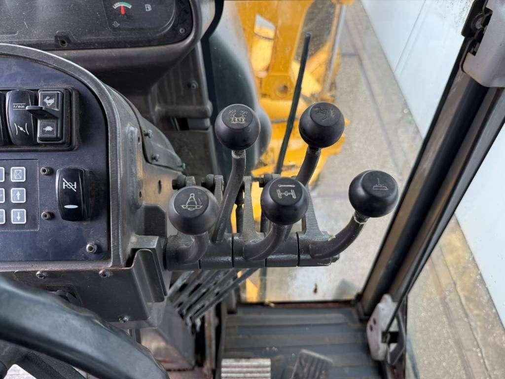 Volvo G946 AWD - 4.25m Blade Width / Airco / 6x6 Photo 9