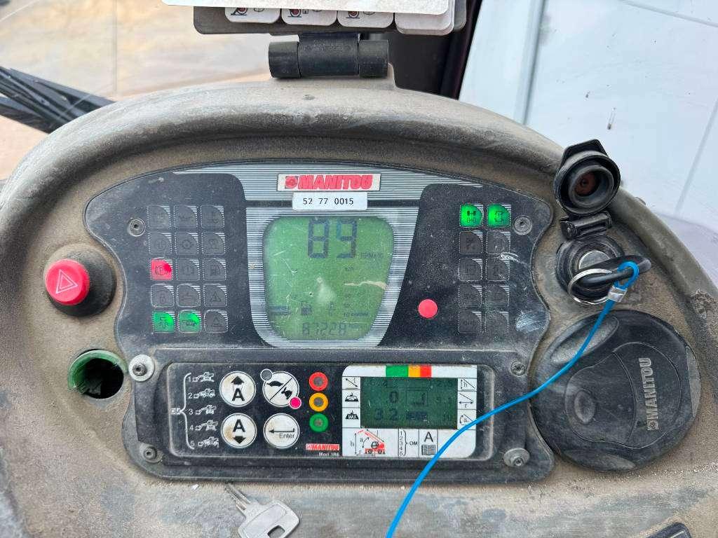 Manitou MRT2150 Privilege - Remote Control / 4 Wheel Steer Photo 12