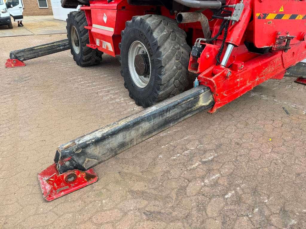 Manitou MRT2150 Privilege - Remote Control / 4 Wheel Steer Photo 19