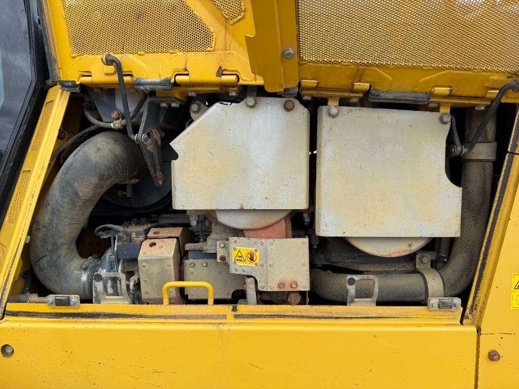 Komatsu D65PXi-18 - Backup Camera / Airco / CE + EPA Photo 26