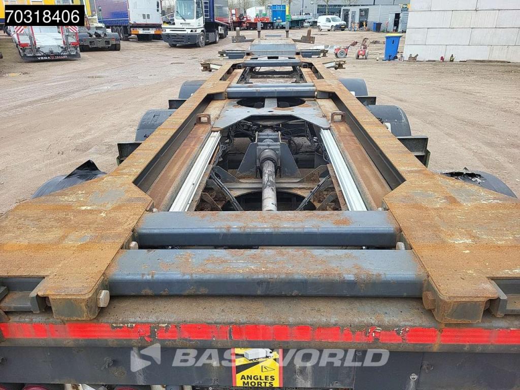 Renders Container chassis semi-trailer Photo 10