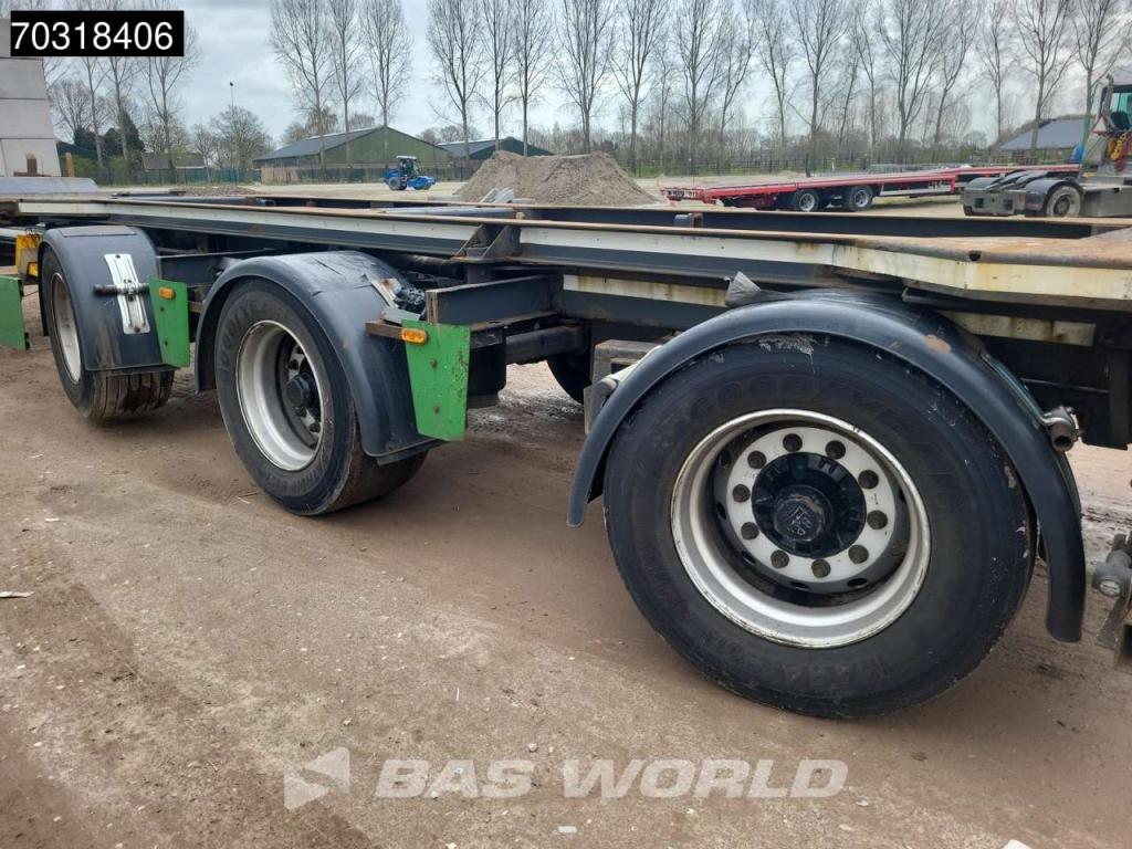 Renders Container chassis semi-trailer Photo 18