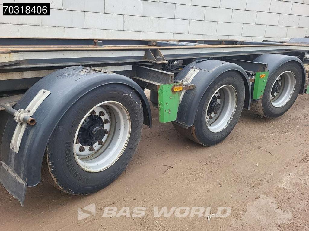 Renders Container chassis semi-trailer Photo 21