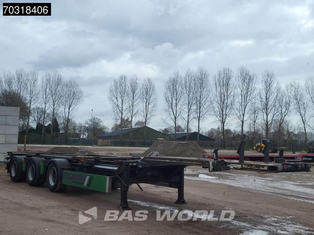 Renders Container chassis semi-trailer Photo 9