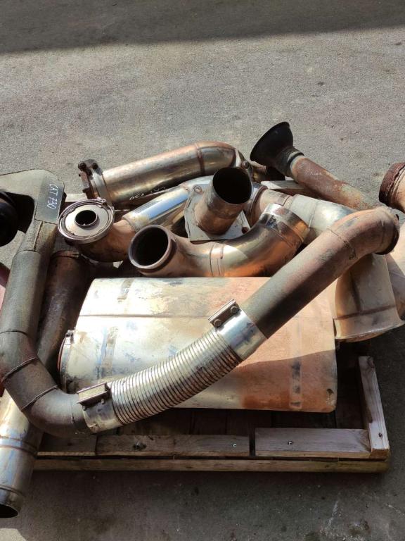 Muffler for Caterpillar 730 Photo 7