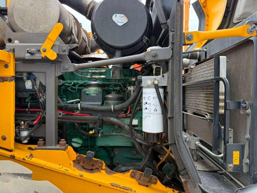 Volvo L120G - Dutch Machine / 3rd Function Photo 27