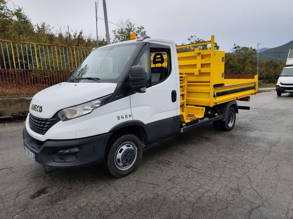 Iveco DAILY 35-140 Photo 10