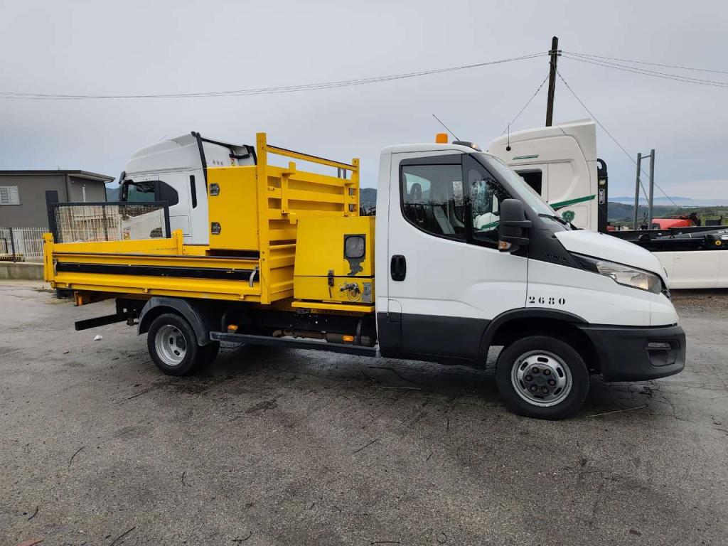 Iveco DAILY 35-140 Photo 8