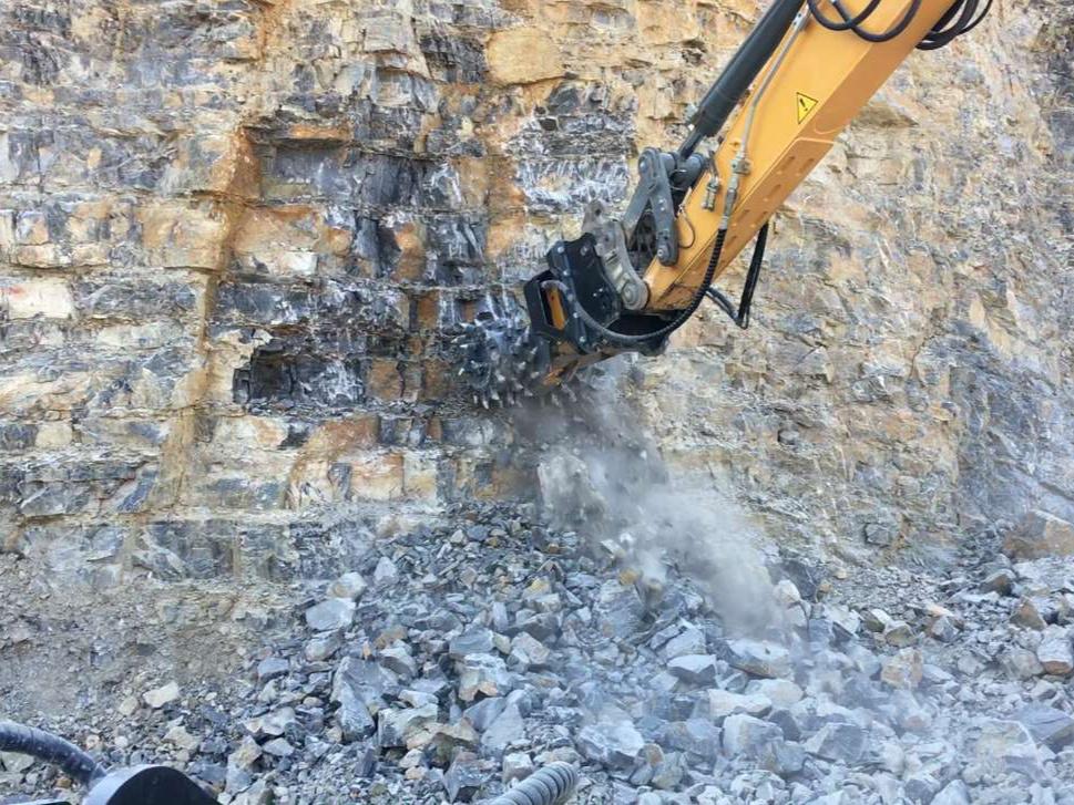MB CRUSHER MB-R900 Photo 5