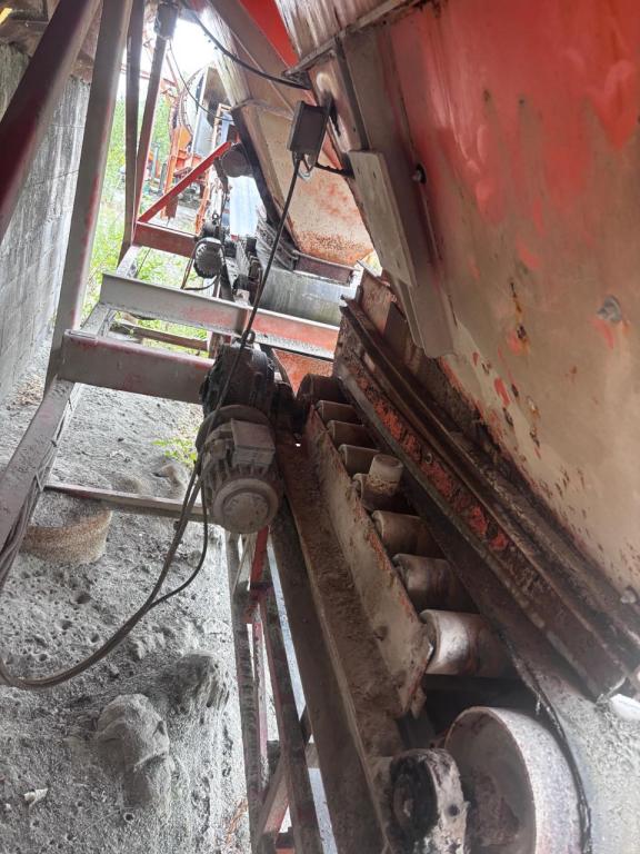 Marini M121 Photo 8
