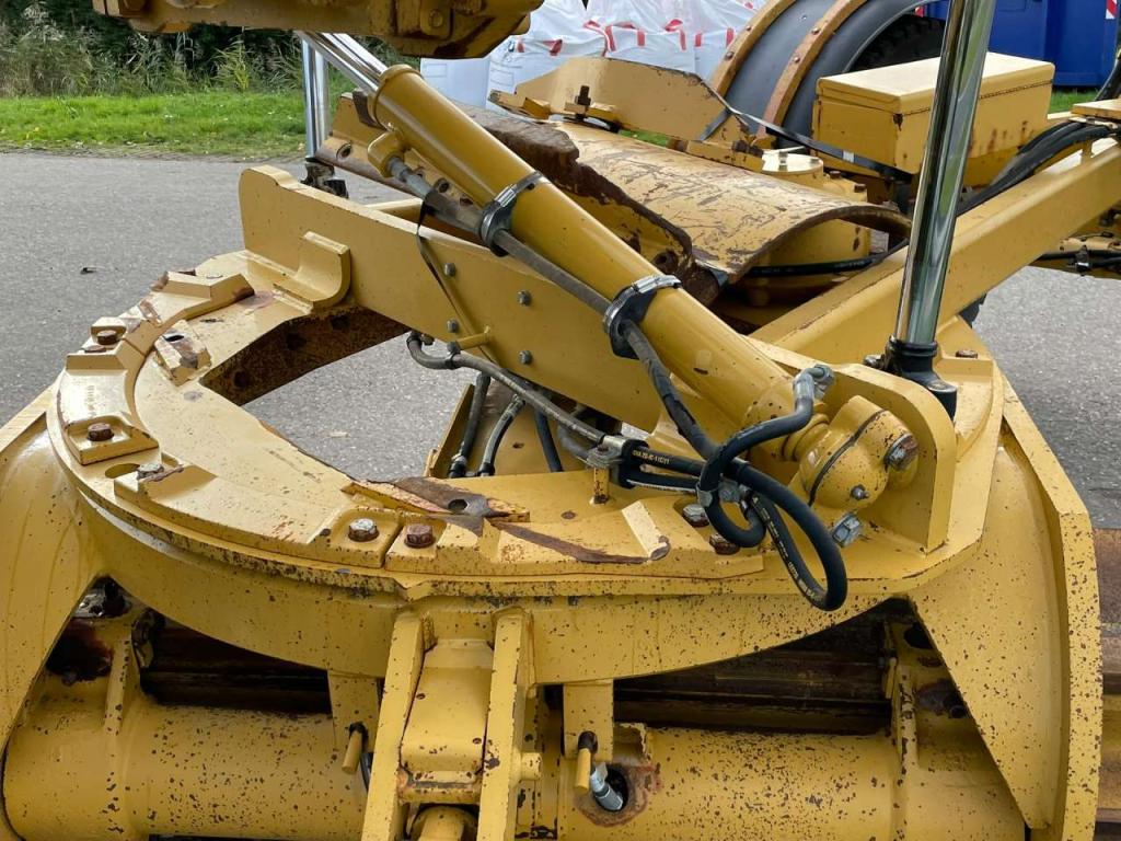 Caterpillar 140M Photo 19