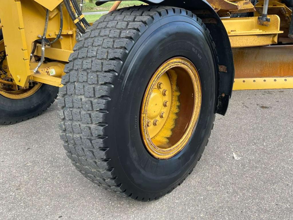 Caterpillar 140M Photo 8