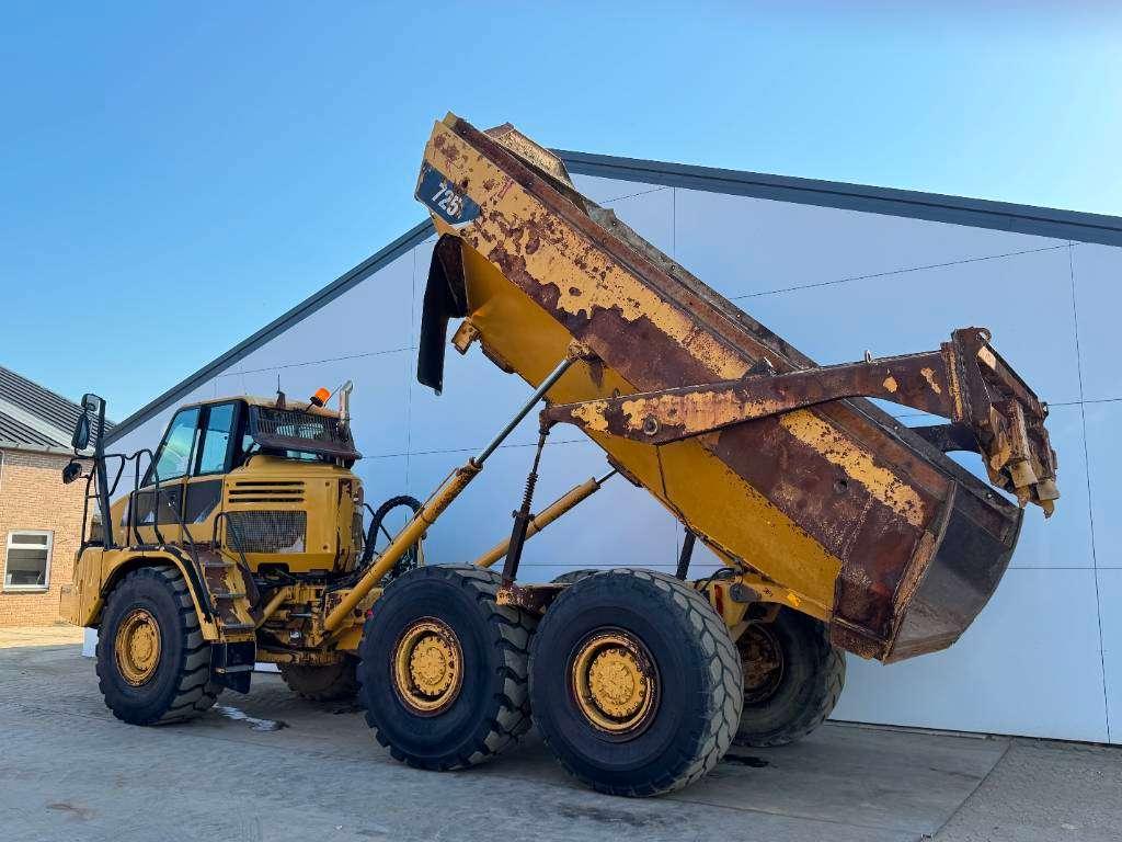 Caterpillar 725 - Dutch Machine / Body Heating Photo 14