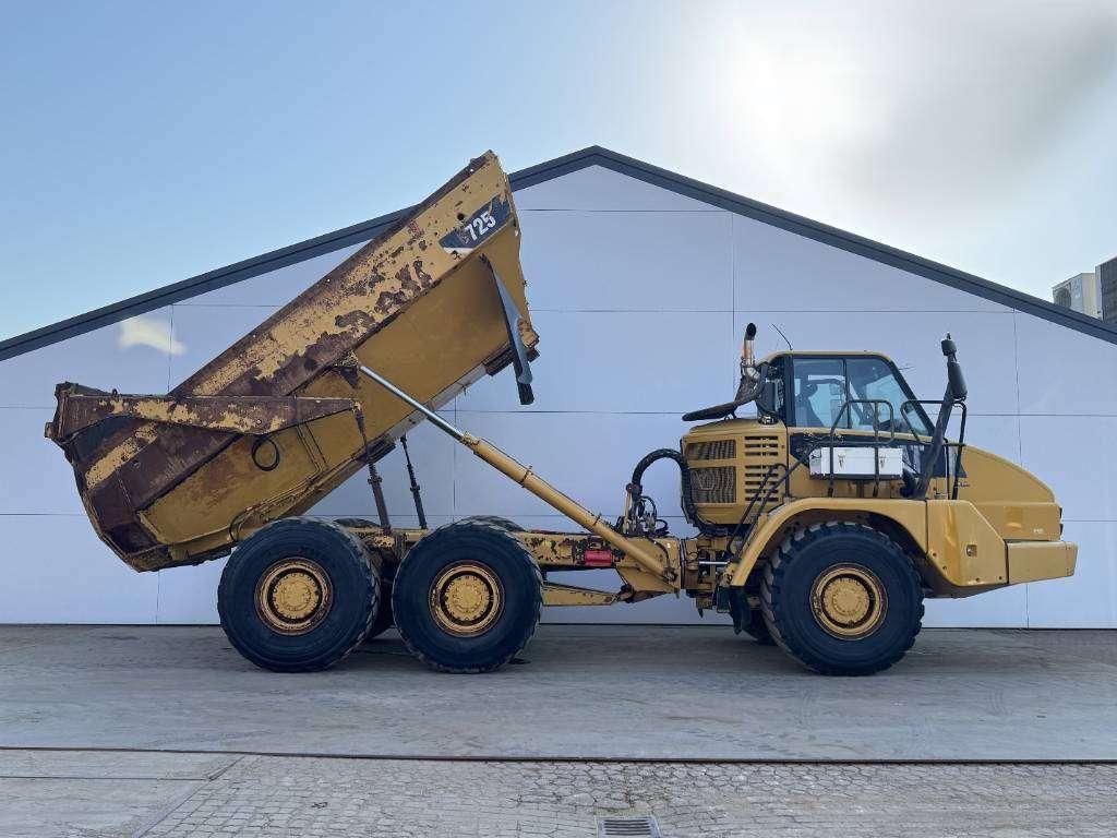 Caterpillar 725 - Dutch Machine / Body Heating Photo 17
