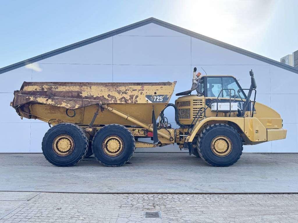 Caterpillar 725 - Dutch Machine / Body Heating Photo 6