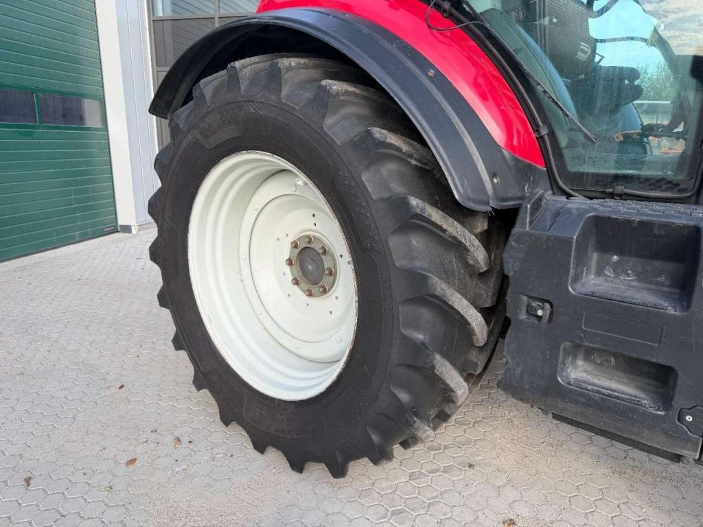 Valtra T 174 GOOD TIRES Photo 11