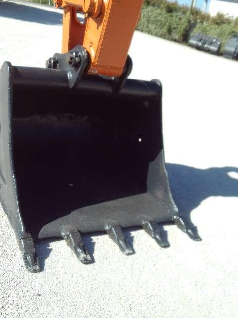 Hitachi ZX135US-6 Photo 11