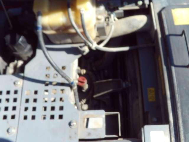 Hitachi ZX135US-6 Photo 16