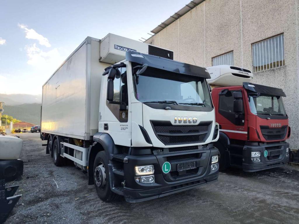 Iveco STRALIS HI-STREET 260S31 Photo 13