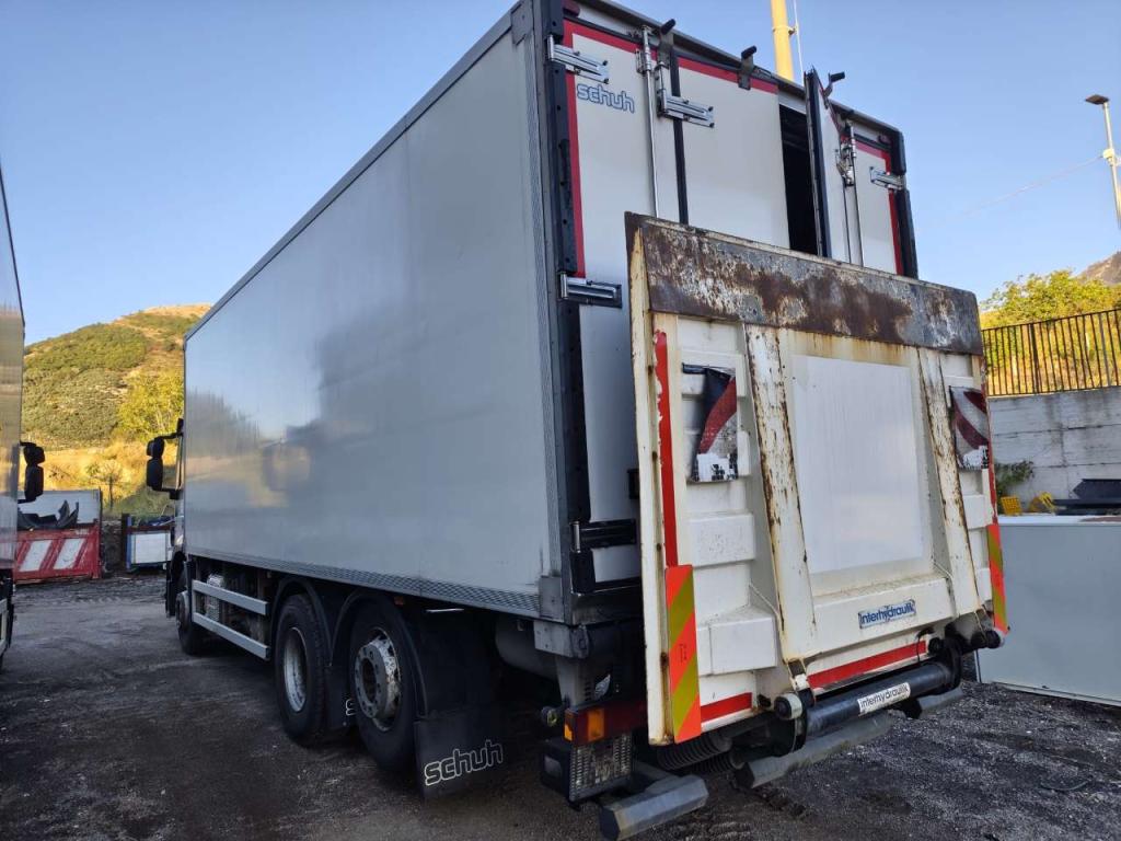 Iveco STRALIS HI-STREET 260S31 Photo 8