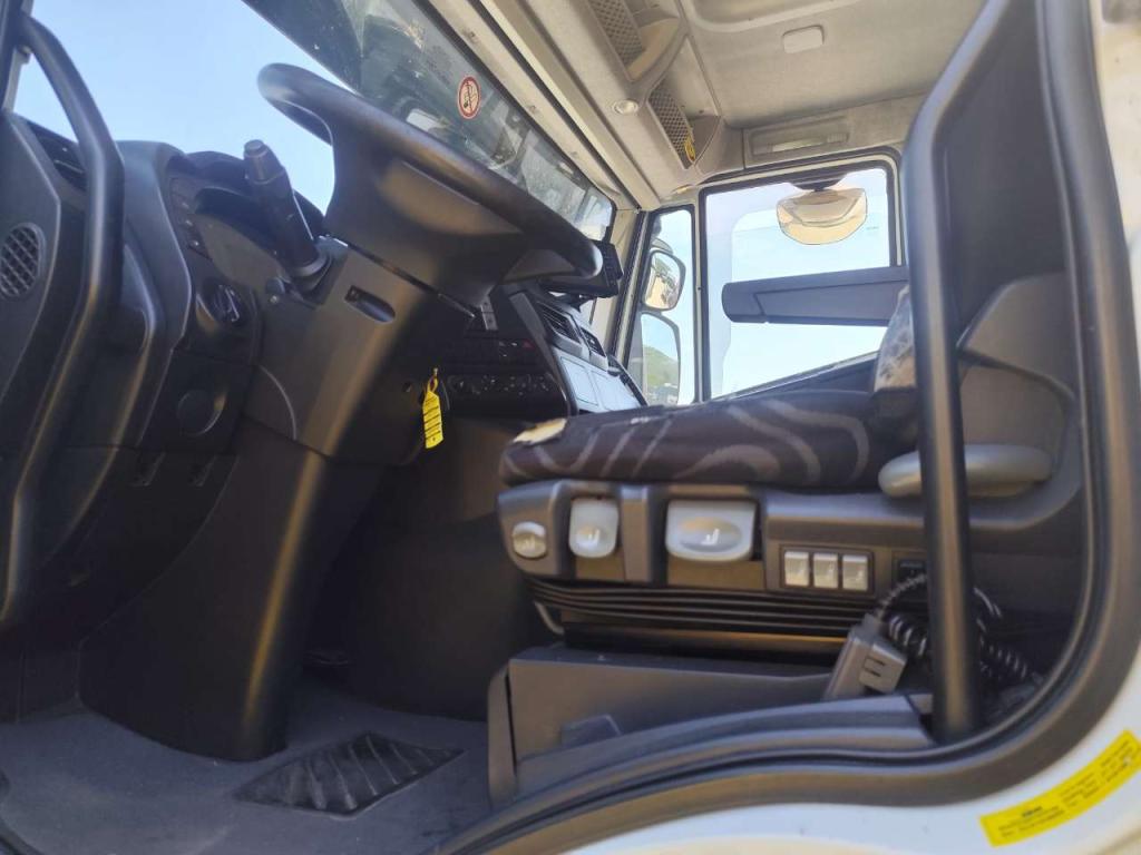 Iveco STRALIS HI-STREET AD190S42 Photo 13