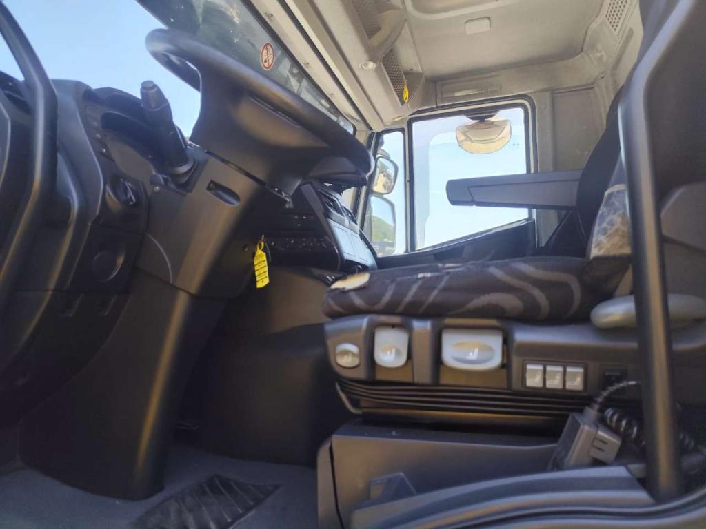 Iveco STRALIS HI-STREET AD190S42 Photo 20