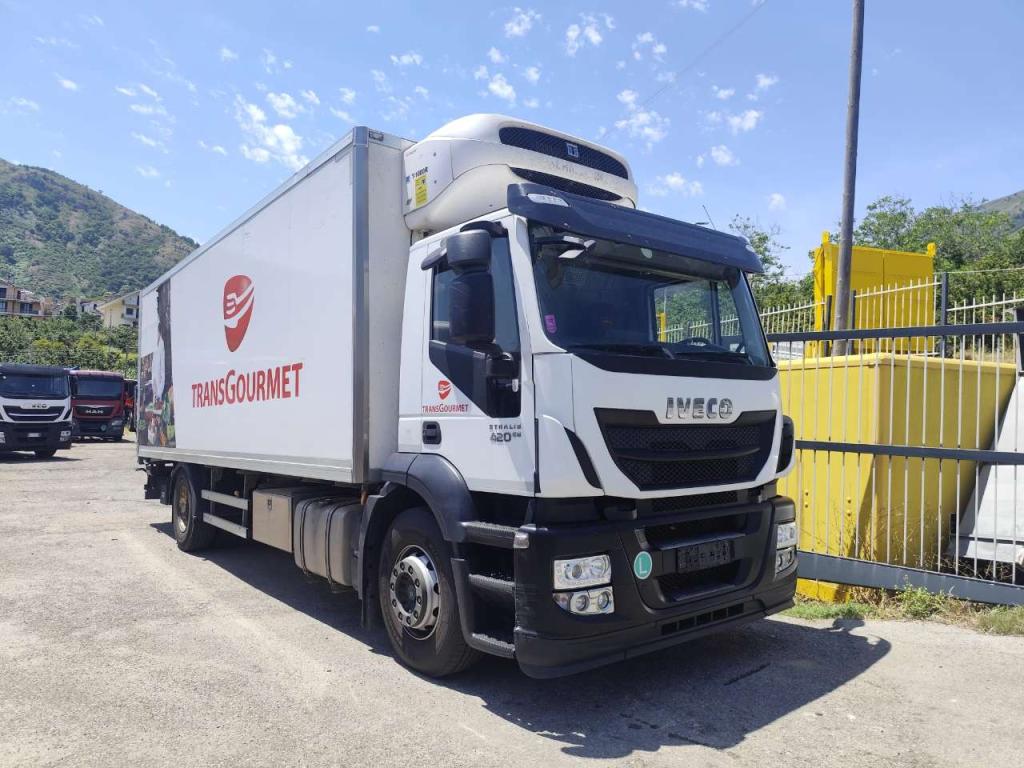 Iveco STRALIS HI-STREET AD190S42 Photo 22