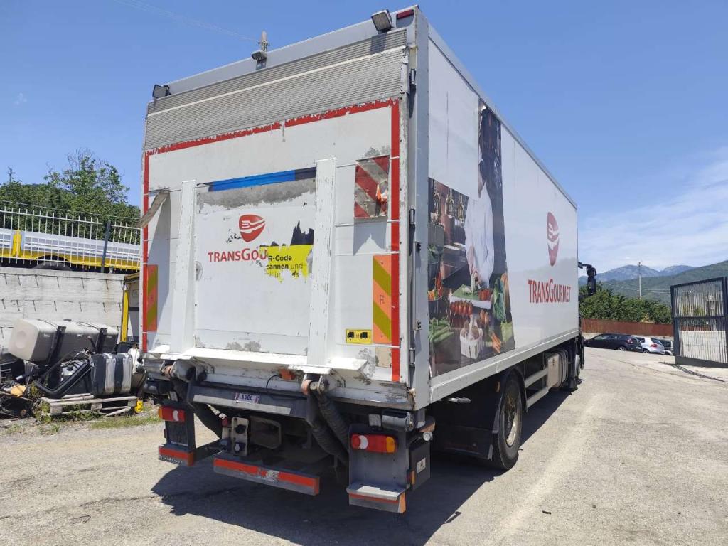 Iveco STRALIS HI-STREET AD190S42 Photo 9