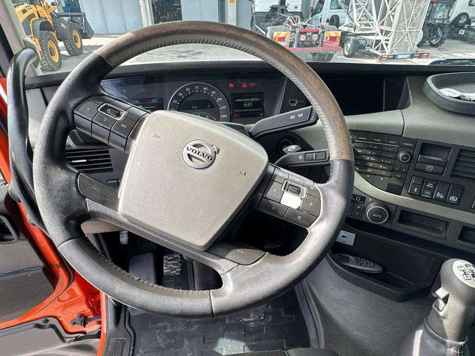Volvo FH 540 4x2 Photo 21