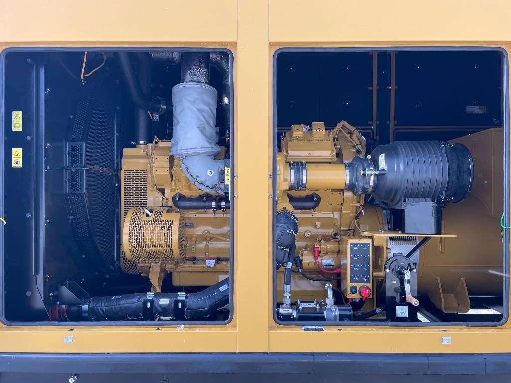 Caterpillar DE1400GC - 1400 kVA Standby Generator - DPX-18227 Photo 7