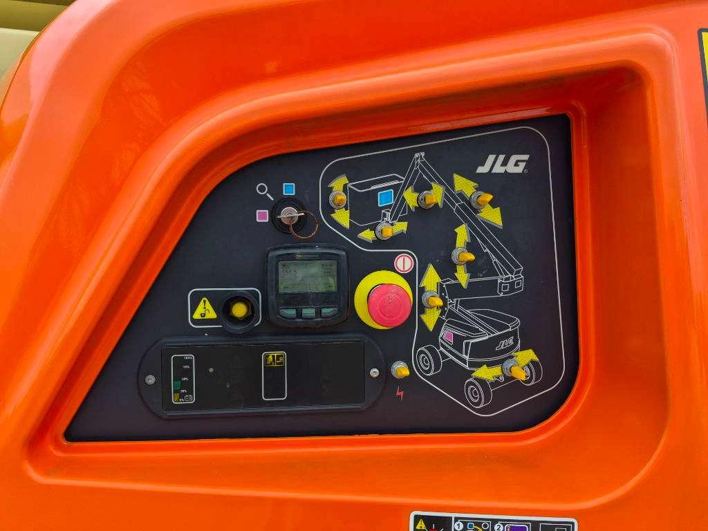 JLG 520AJ (2 units available) Photo 6