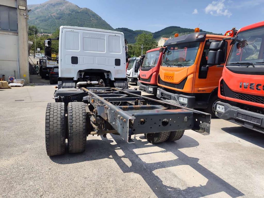 Iveco EUROCARGO 120-190L Photo 9