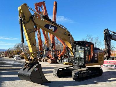 Caterpillar 323E sold by Massucco T. Srl