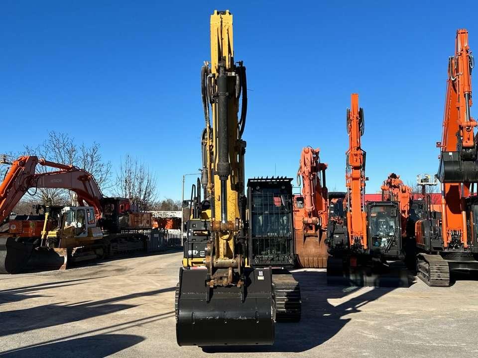 Caterpillar 323E Photo 18