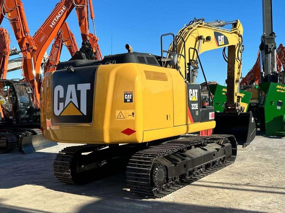 Caterpillar 323E Photo 20